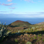 Vue sur la mer depuis les hauteurs