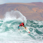 surf sur une grosse vague