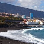 Plage de sable noir sur Tenerife