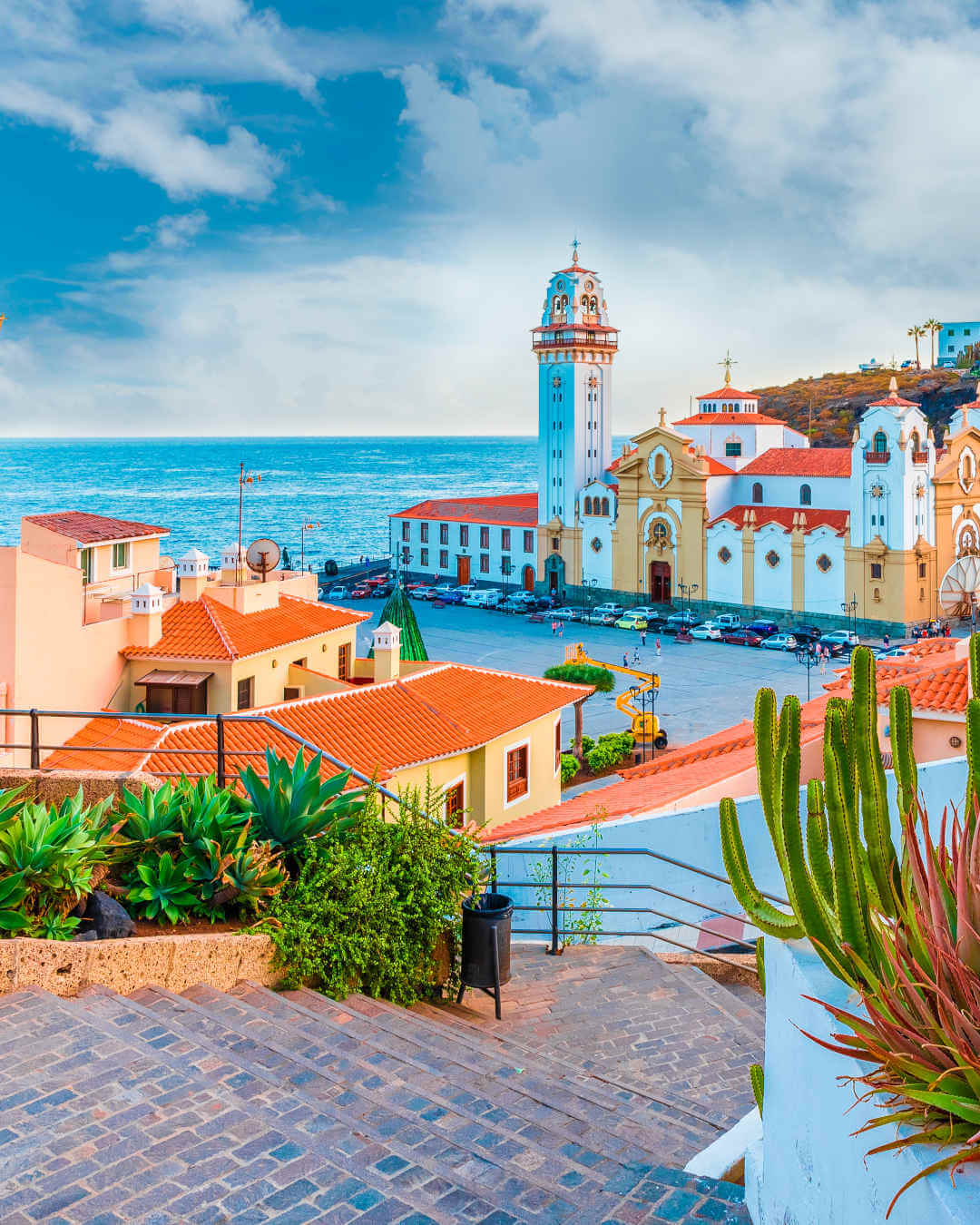 https://oldcanaries.bonjournewyork.eu/wp-content/uploads/2022/01/candelaria-tenerife.jpg