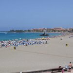 Los Cristianos, tenerife : grande plage vue depuis la colline