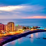 Vue sur l'océan à Puerto de la Cruz