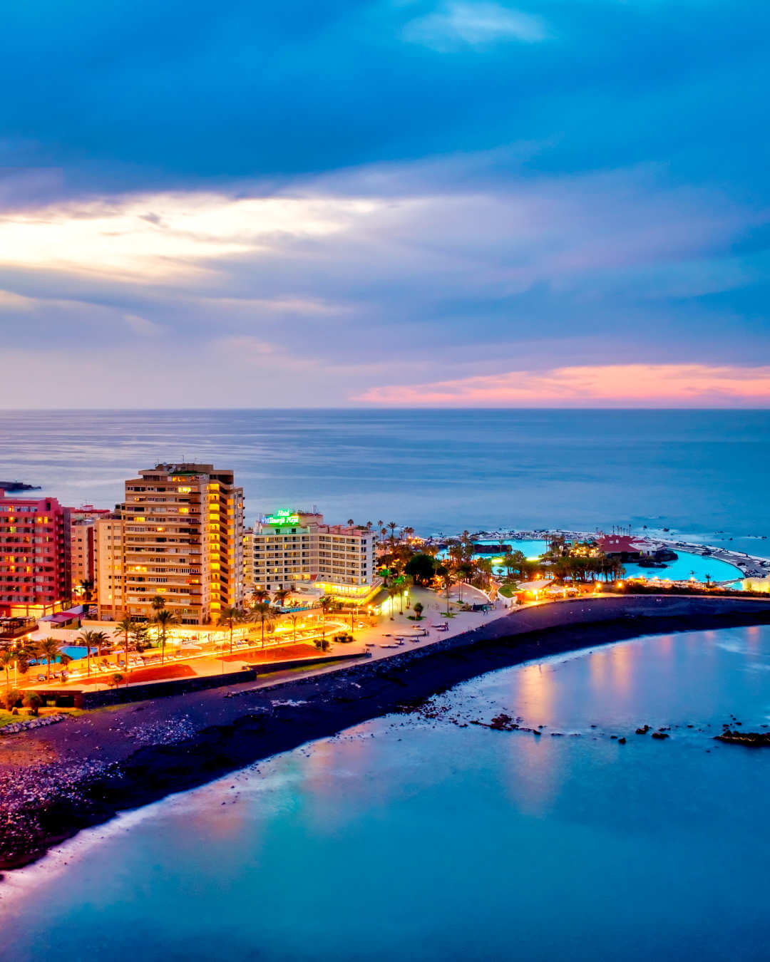 Vue sur l'océan à Puerto de la Cruz